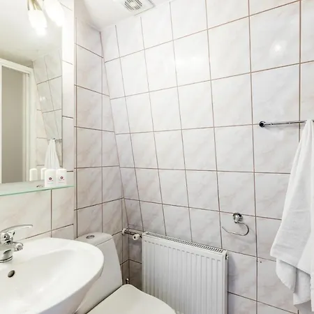 Bialy - 600m Krupowki 3* Zakopane