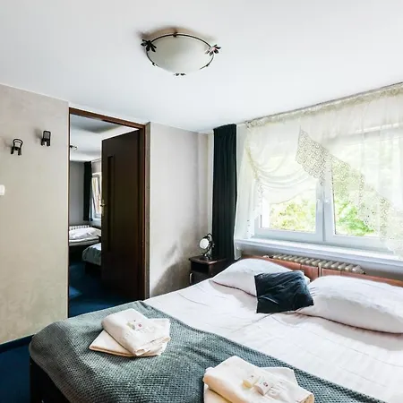 فندق مبيت وإفطار Bialy - Jacuzzi & 600m Krupowki
