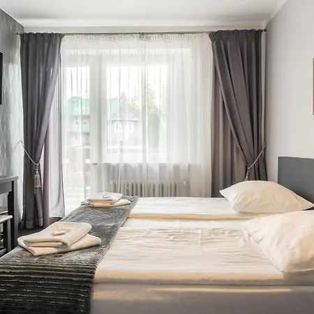 Bialy - 600m Krupowki Bed & Breakfast *
