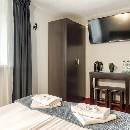 Bed & Breakfast Bialy - 600m Krupowki *