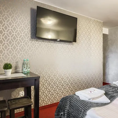 Bialy - 600m Krupowki Zakopane