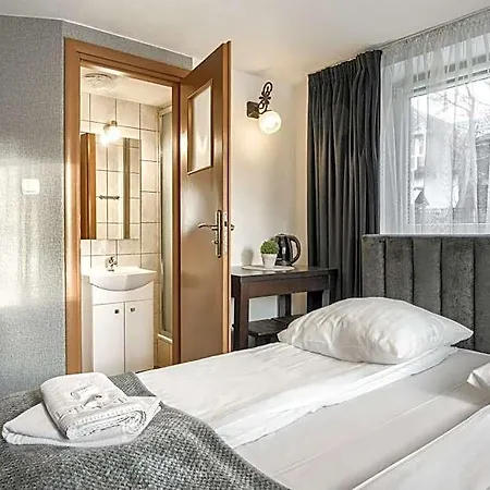 Bialy - Jacuzzi & 600m Krupowki Oda ve Kahvaltı 3*