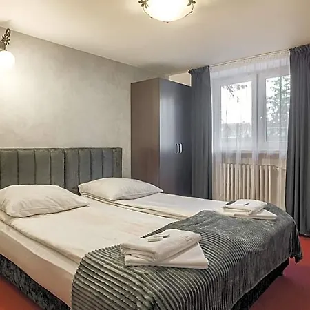 Oda ve Kahvaltı Bialy - Jacuzzi & 600m Krupowki 3*