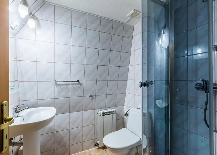 Bialy - 600m Krupowki 3* 자코파네