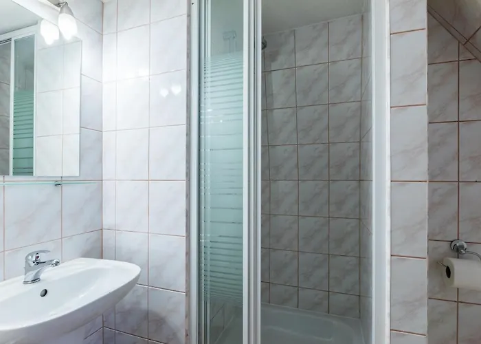 Bialy - 600m Krupowki B&B 3*