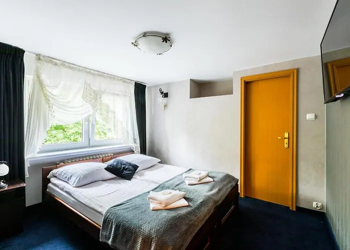 B&B Bialy - 600m Krupowki 3*